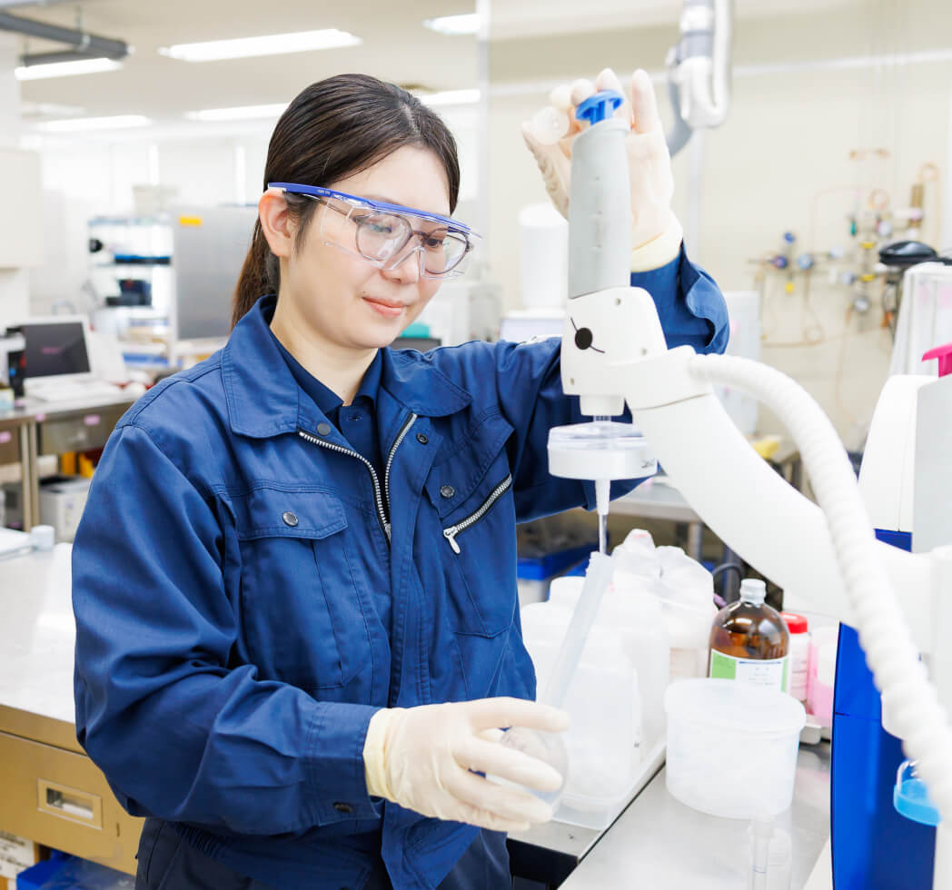 横浜研究所　受託サービス課 T. Satomi